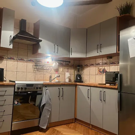 Centre - アパート *